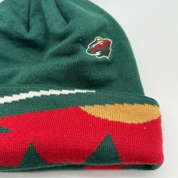 MINNESOTA WILD 2016 NHL STADIUM SERIES REEBOK CUFFED POM KNIT HAT TOQUE - Picture 2 of 8